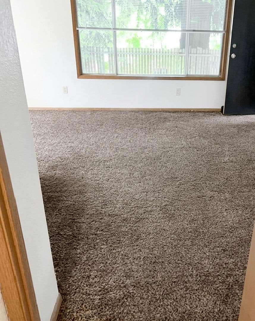 Portland Apartment: 2125-2133 NE Couch