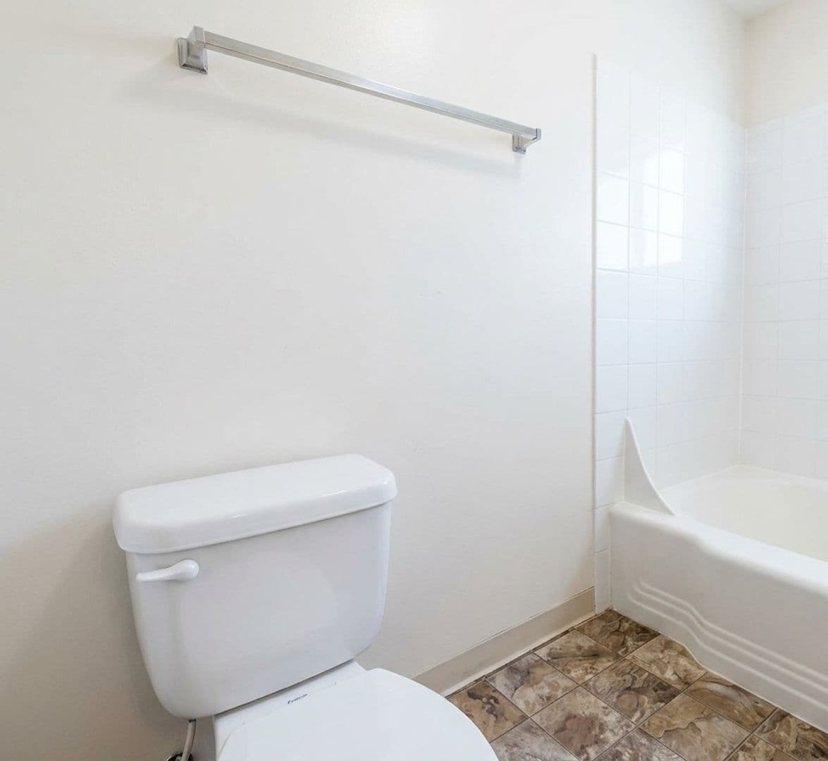 Portland Apartment: 2006-2112 SE Pine