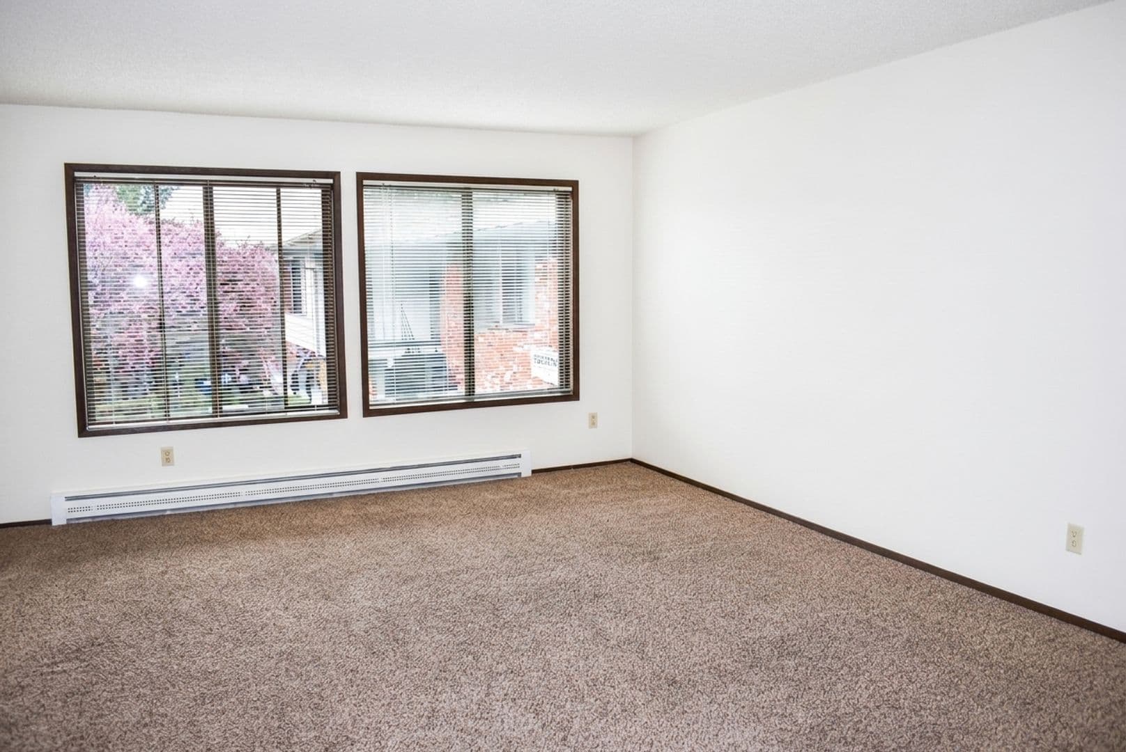 Portland Apartment: 1301-1327 NE 28Th