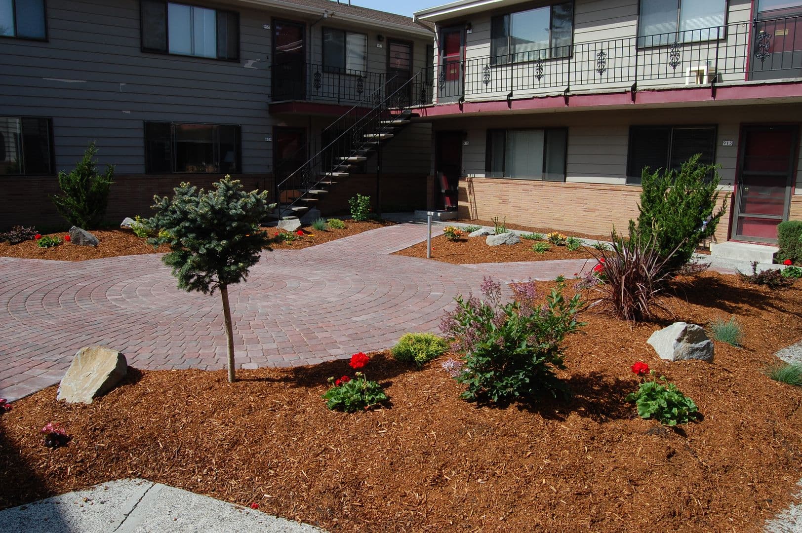 Portland Apartment: 901-951 NE 55Th