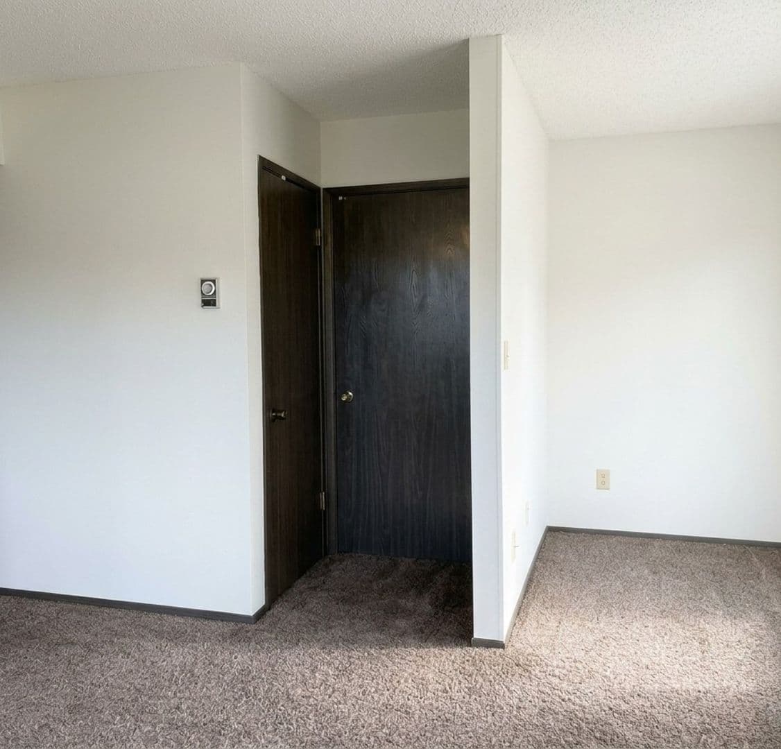 Portland Apartment: 222-258 SE 28Th