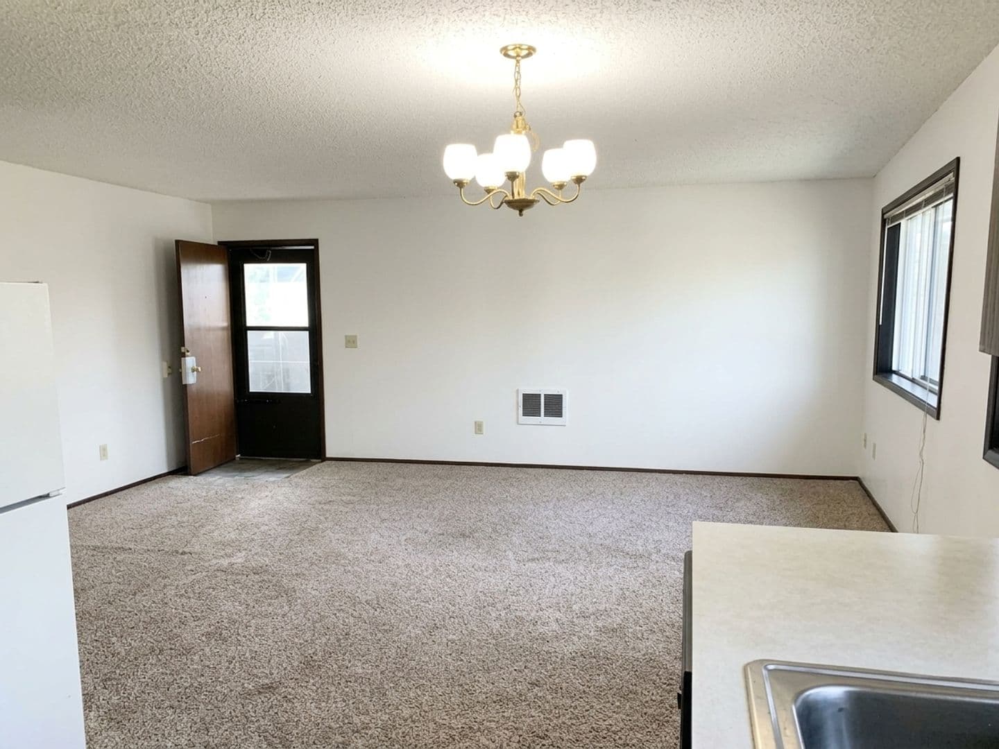 Portland Apartment: 222-258 SE 28Th