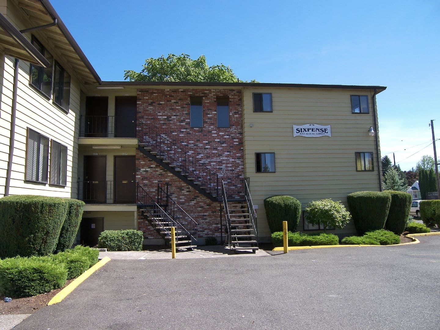 Portland Apartment: 4201-4229 NE Sumner