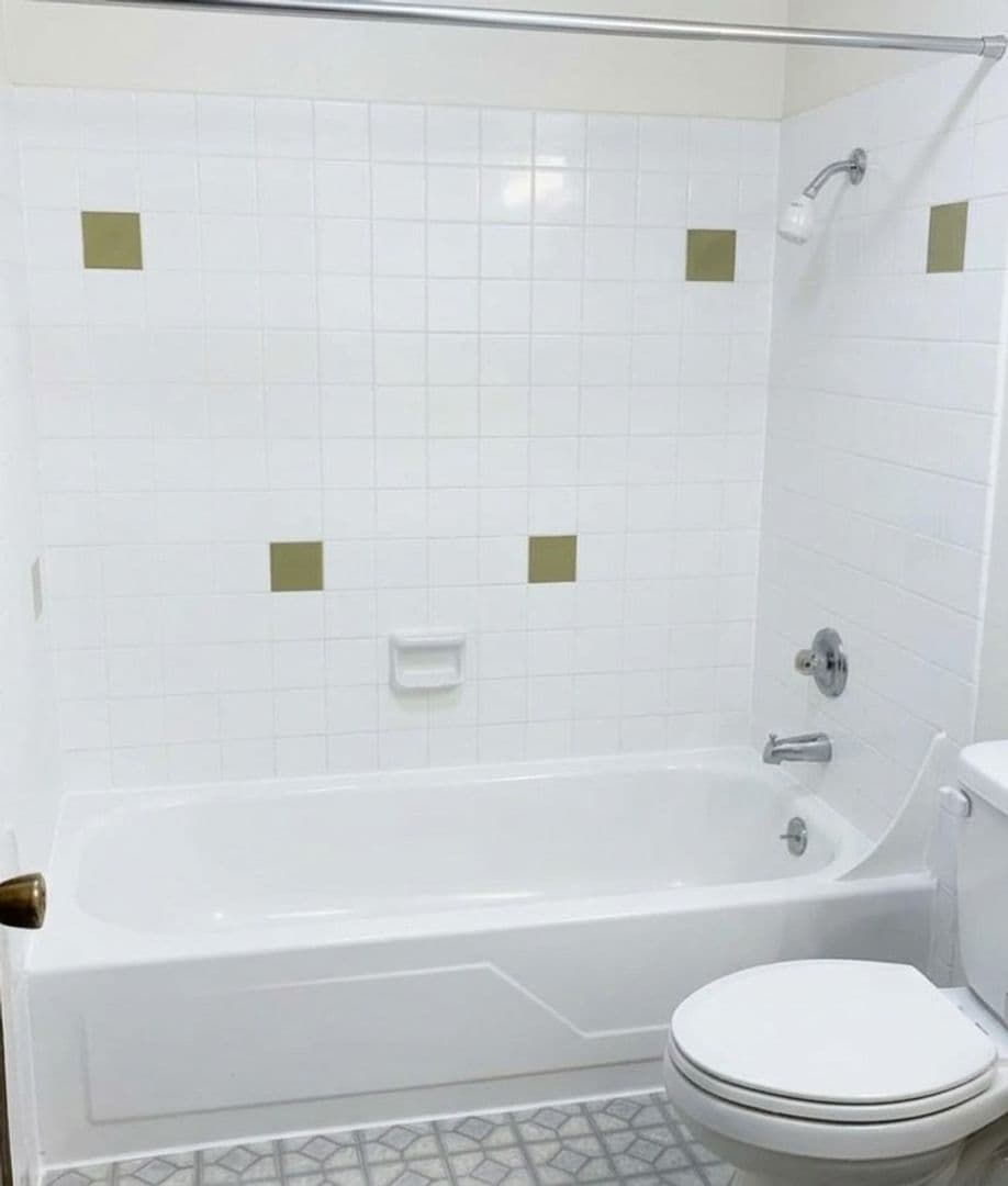 Portland Apartment: 222-258 SE 28Th
