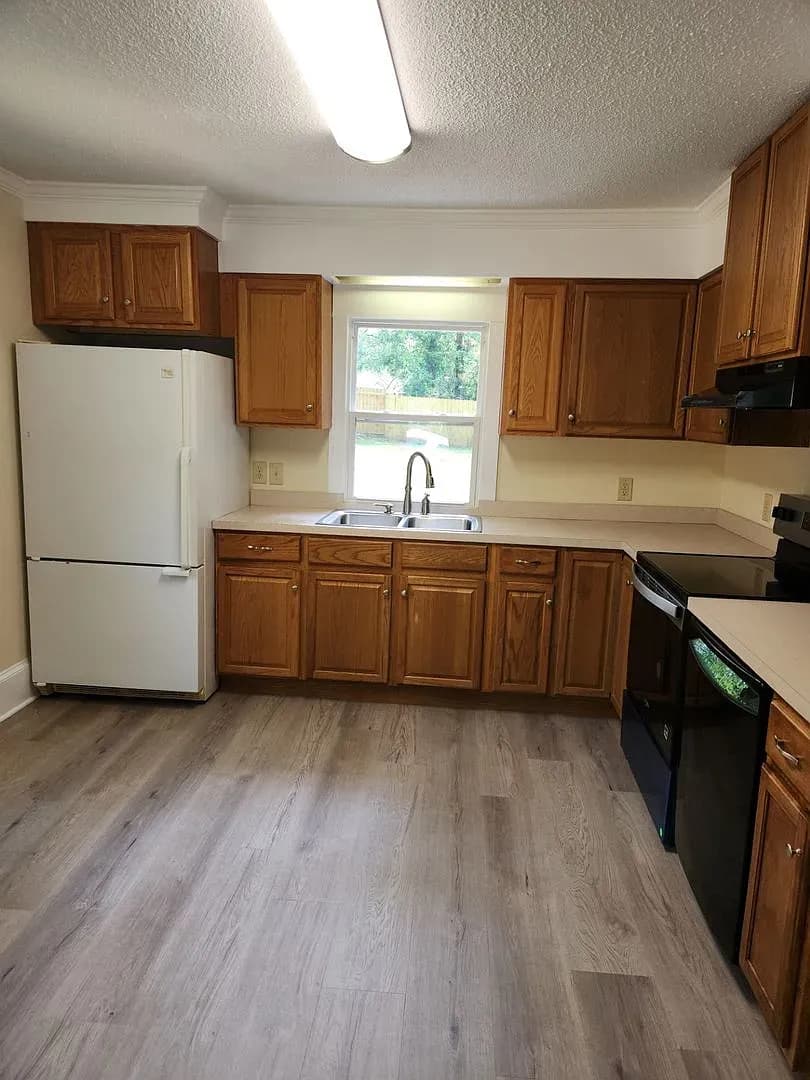 Columbia House: 3710 Margrave Road