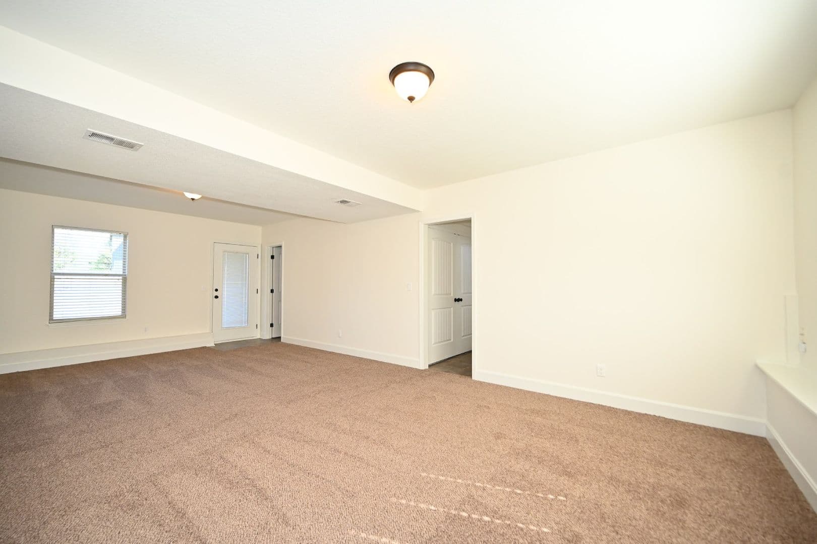 Platte City Townhome: 15750 NW Morgan Street