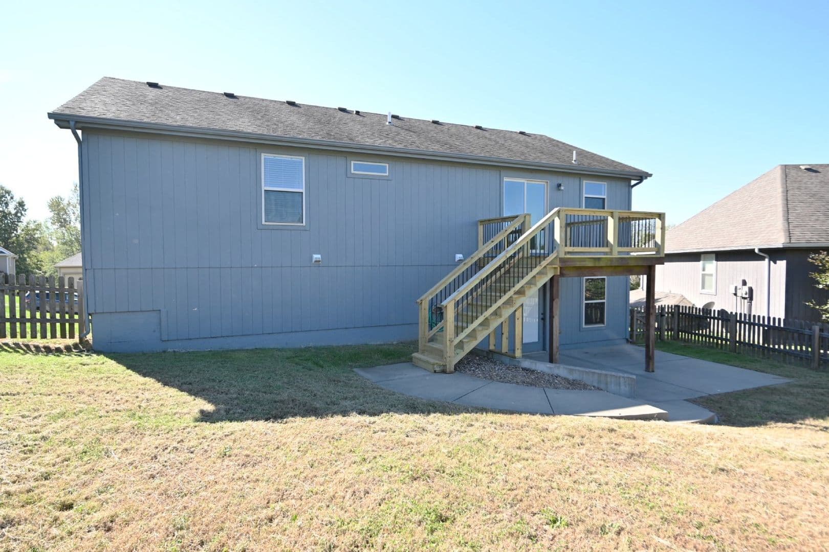 Platte City Townhome: 15750 NW Morgan Street