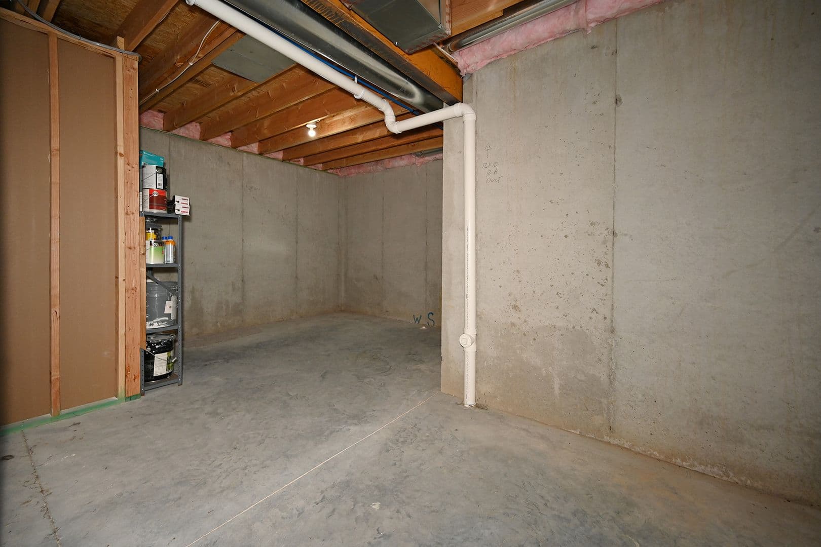 Parkville House: 7465 NW Douglas Ct.