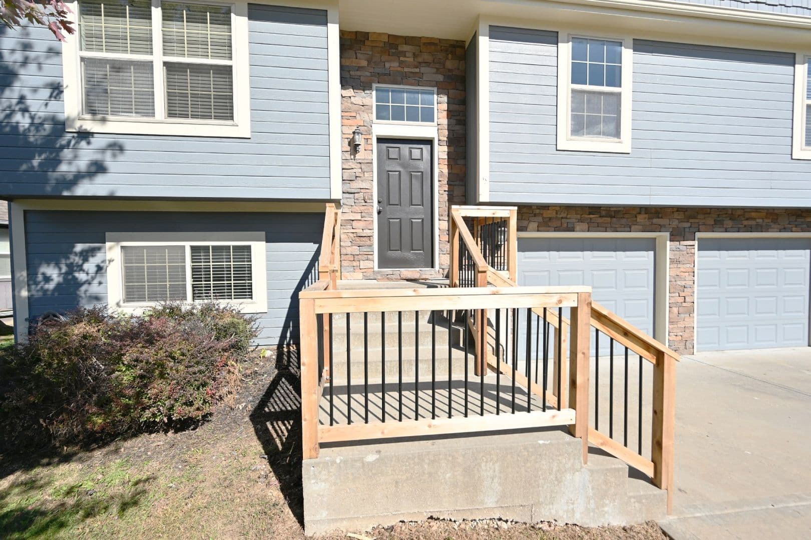 Platte City Townhome: 15750 NW Morgan Street