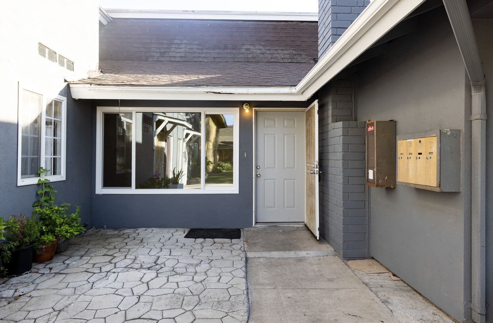 Tustin Apartment: 14691 Carfax Dr