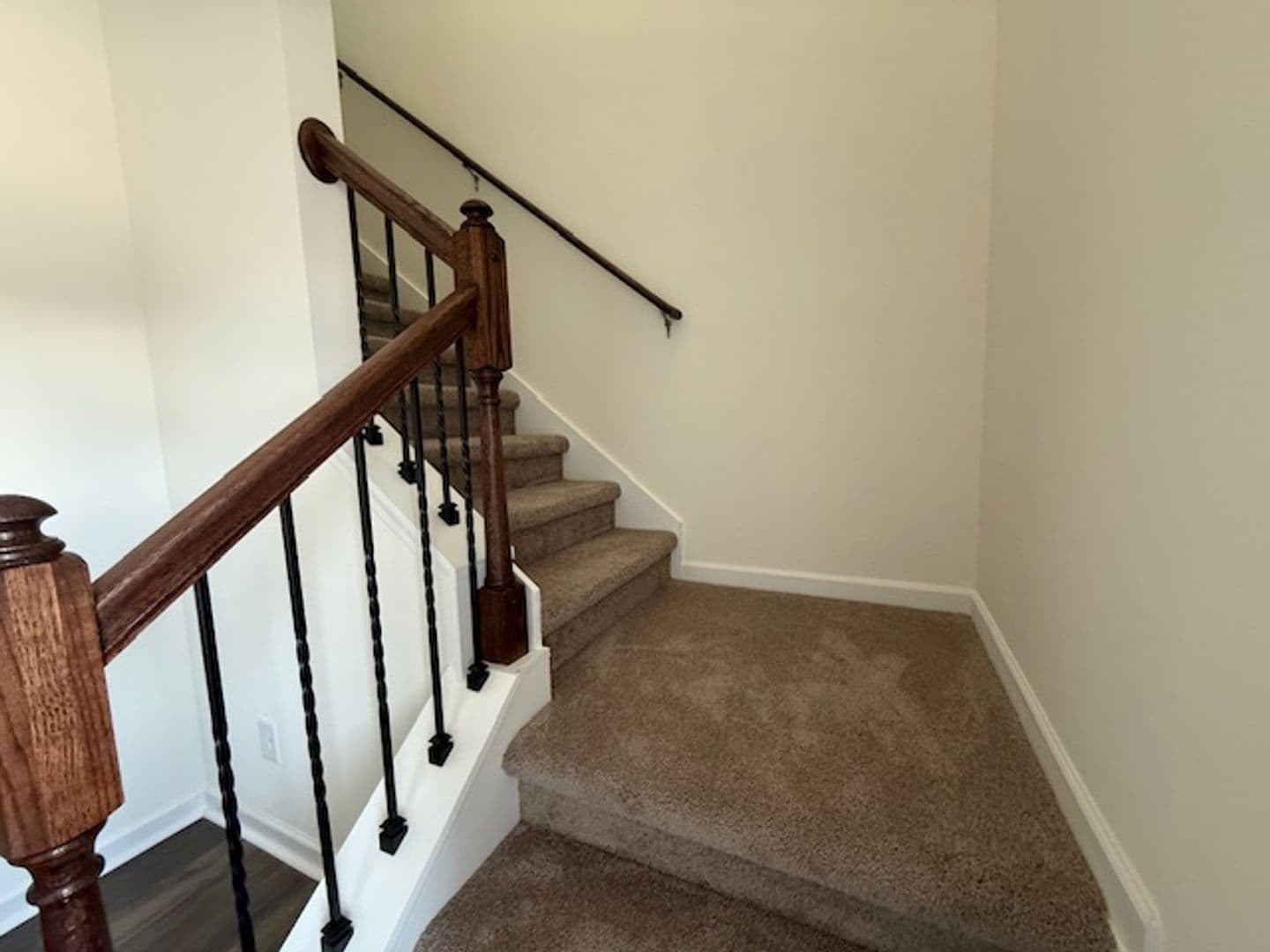 Kodak House: 3482 Tyee Crossing Way