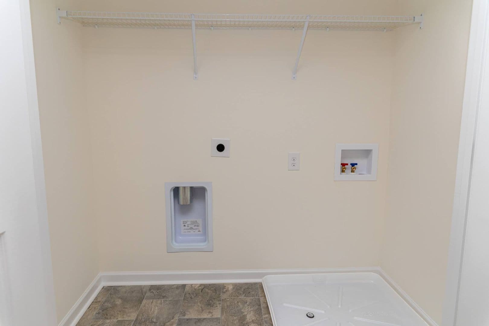 Kodak House: 3775 Wyatt Way
