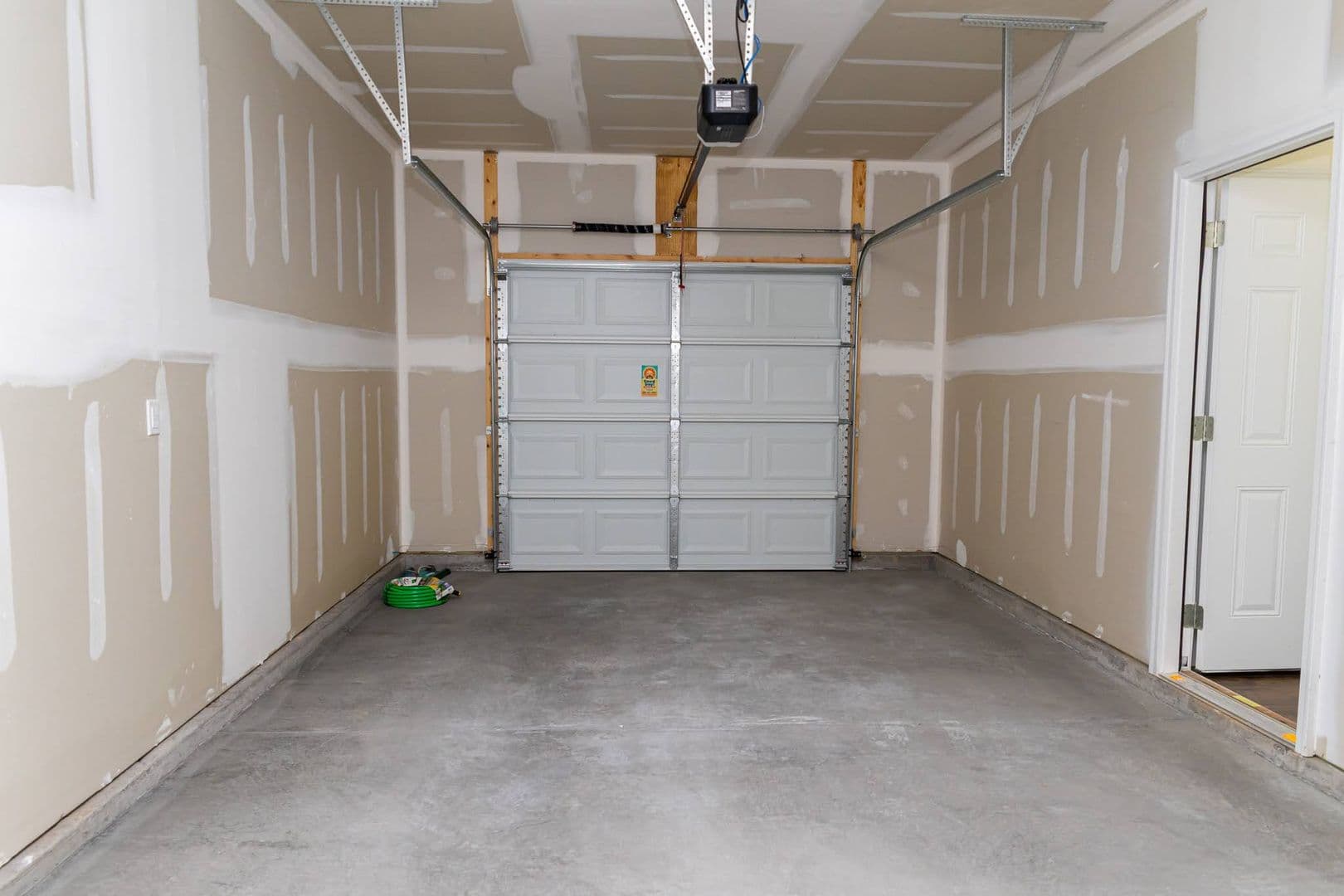 Kodak House: 3775 Wyatt Way