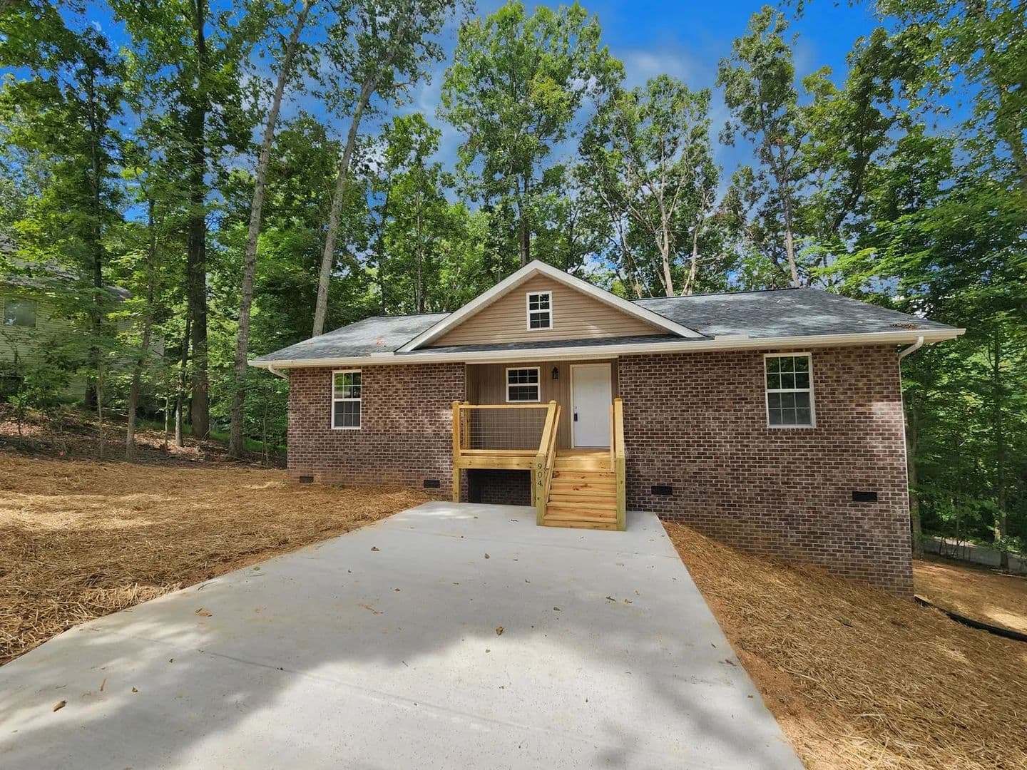 Kodak House: 904 Eagle Nest Circle