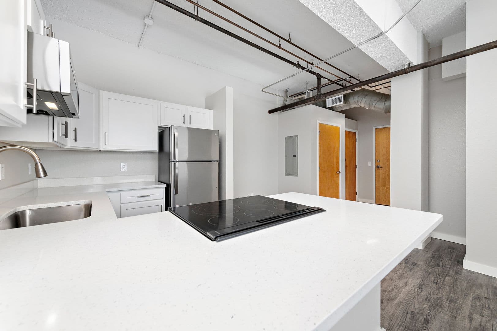 Kansas City Apartment: 920 Broadway Boulevard