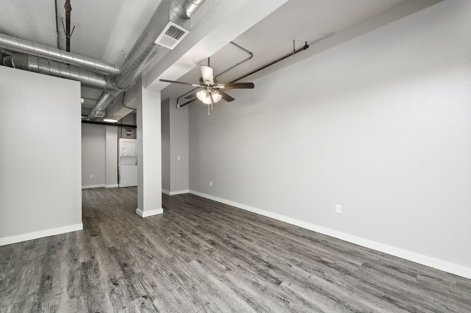 Kansas City Apartment: 920 Broadway Boulevard