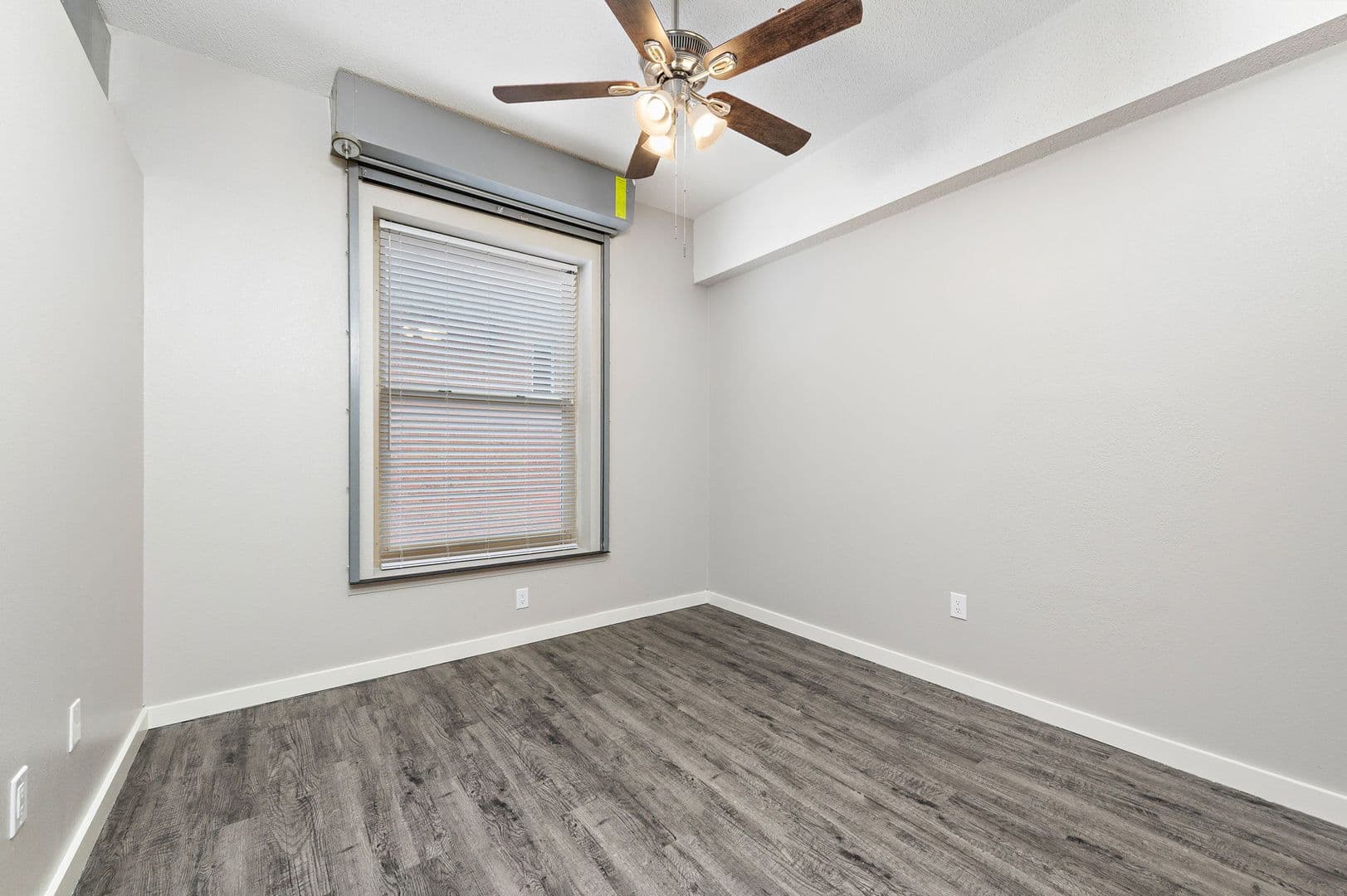 Kansas City Apartment: 920 Broadway Boulevard