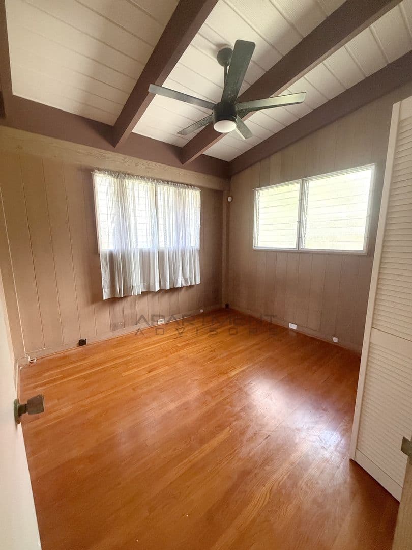 Honolulu House: 2144 Haena St
