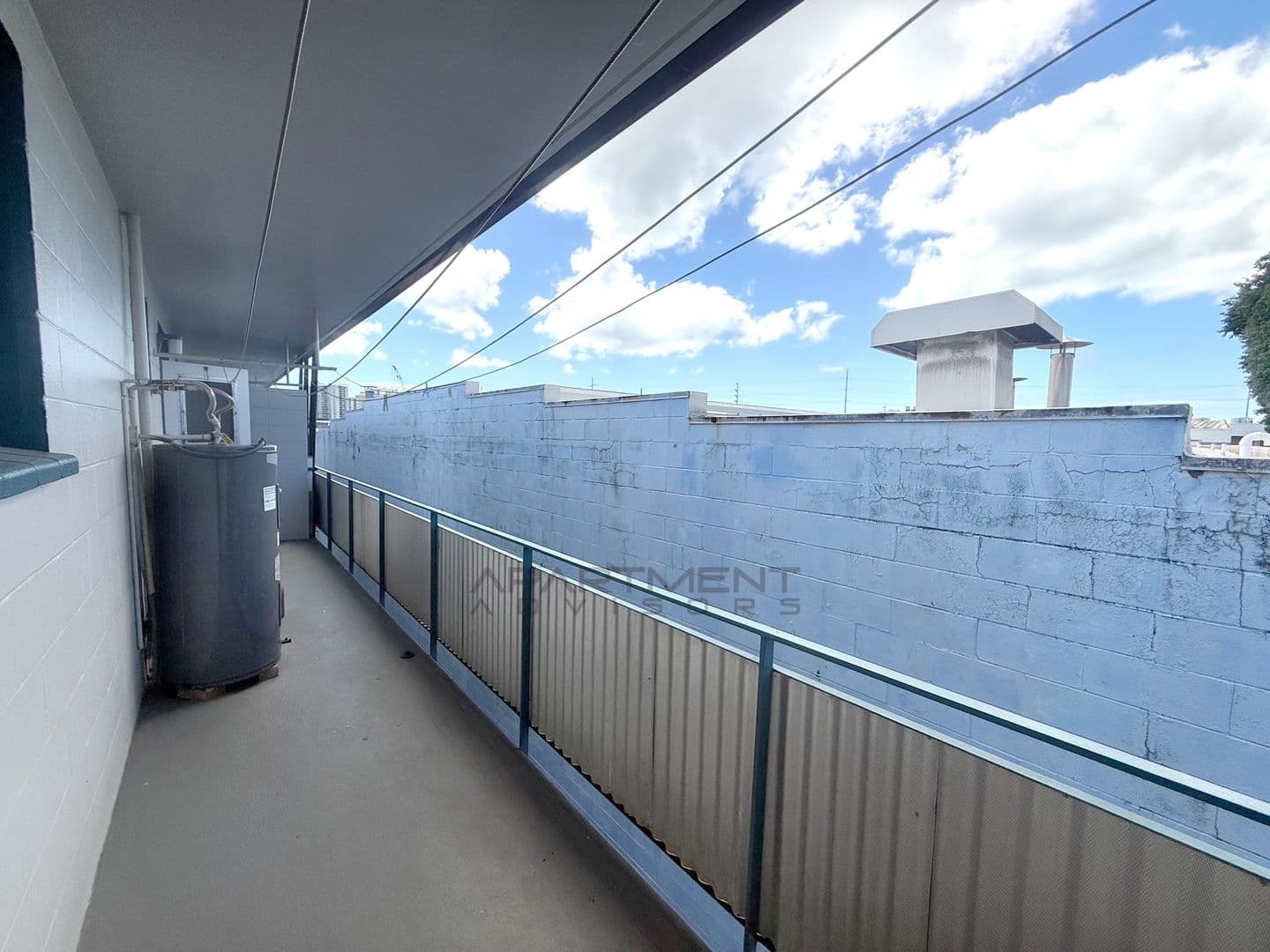 Honolulu Apartment: 980 Robello Ln