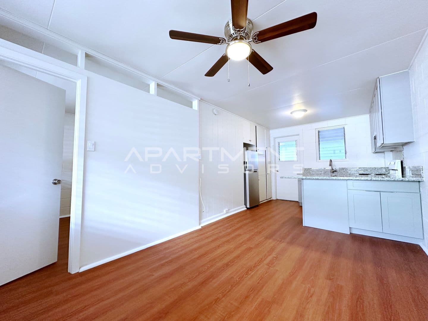 Honolulu Apartment: 1313 Rycroft Street