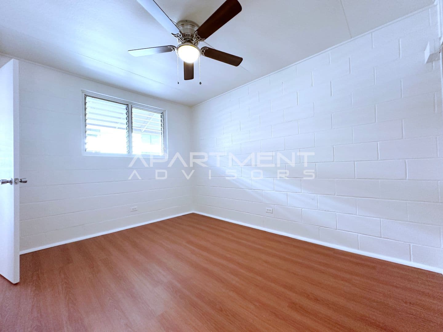 Honolulu Apartment: 1313 Rycroft Street