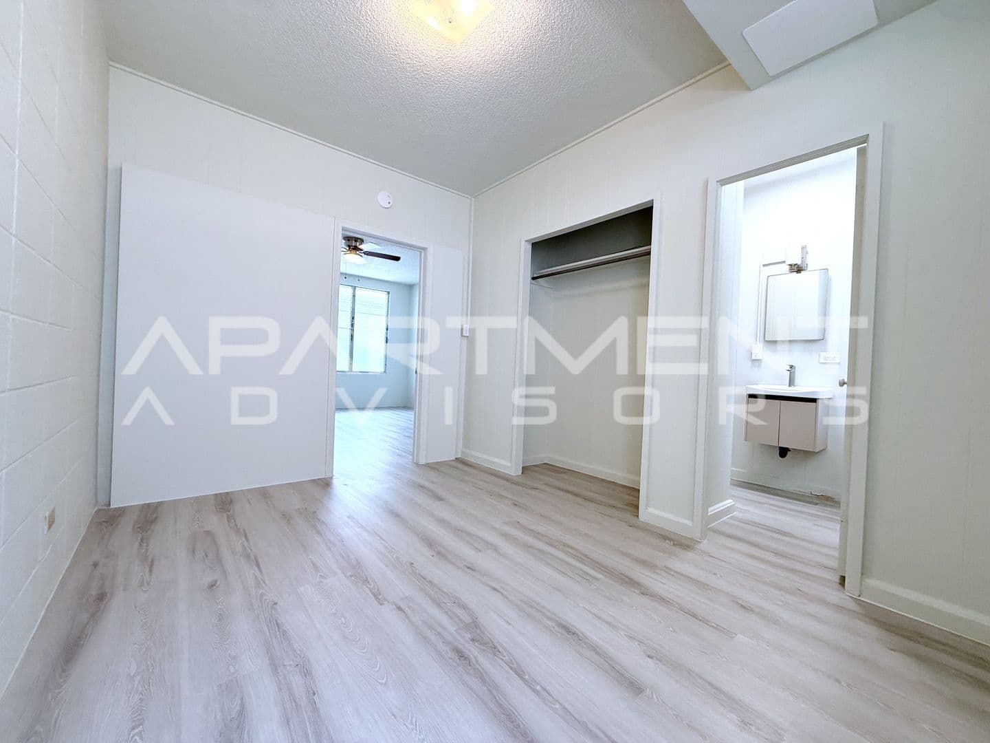 Honolulu Apartment: 733 Pensacola St