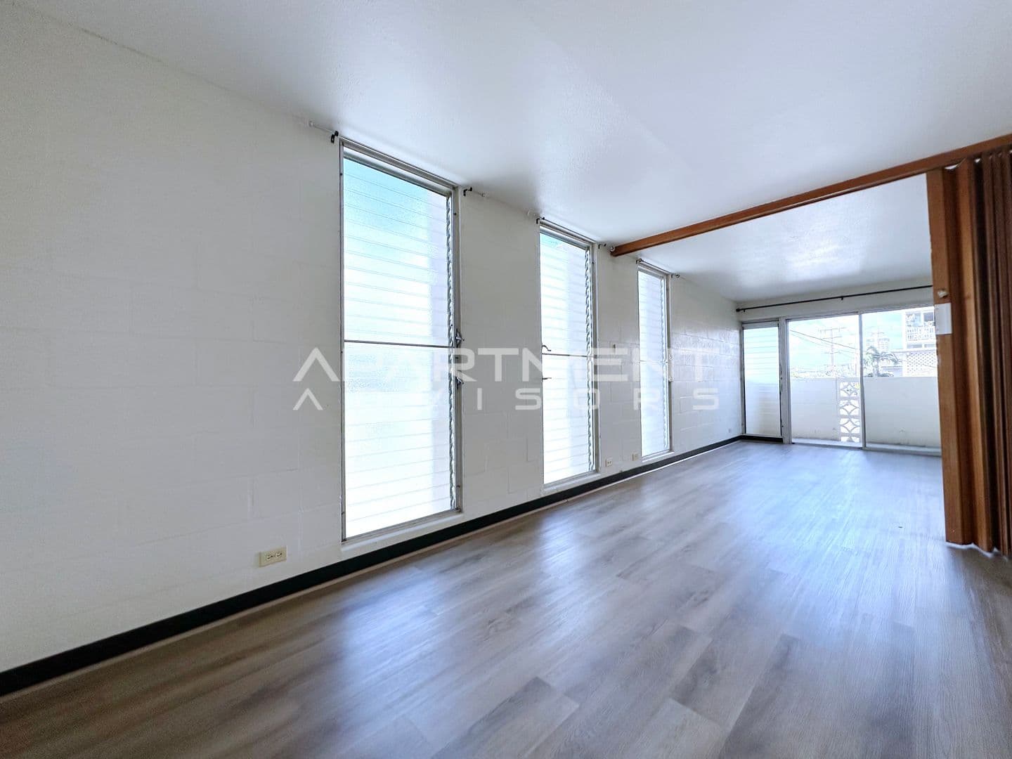 Honolulu Apartment: 1703 Citron St
