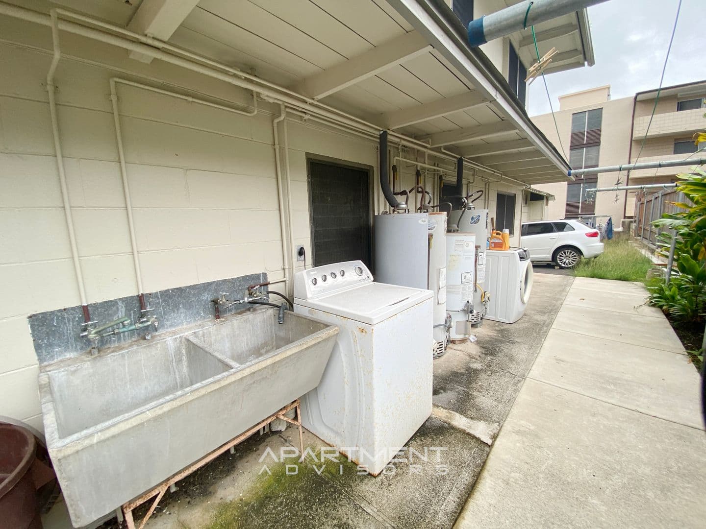 Honolulu Apartment: 1089 Karratti Lane