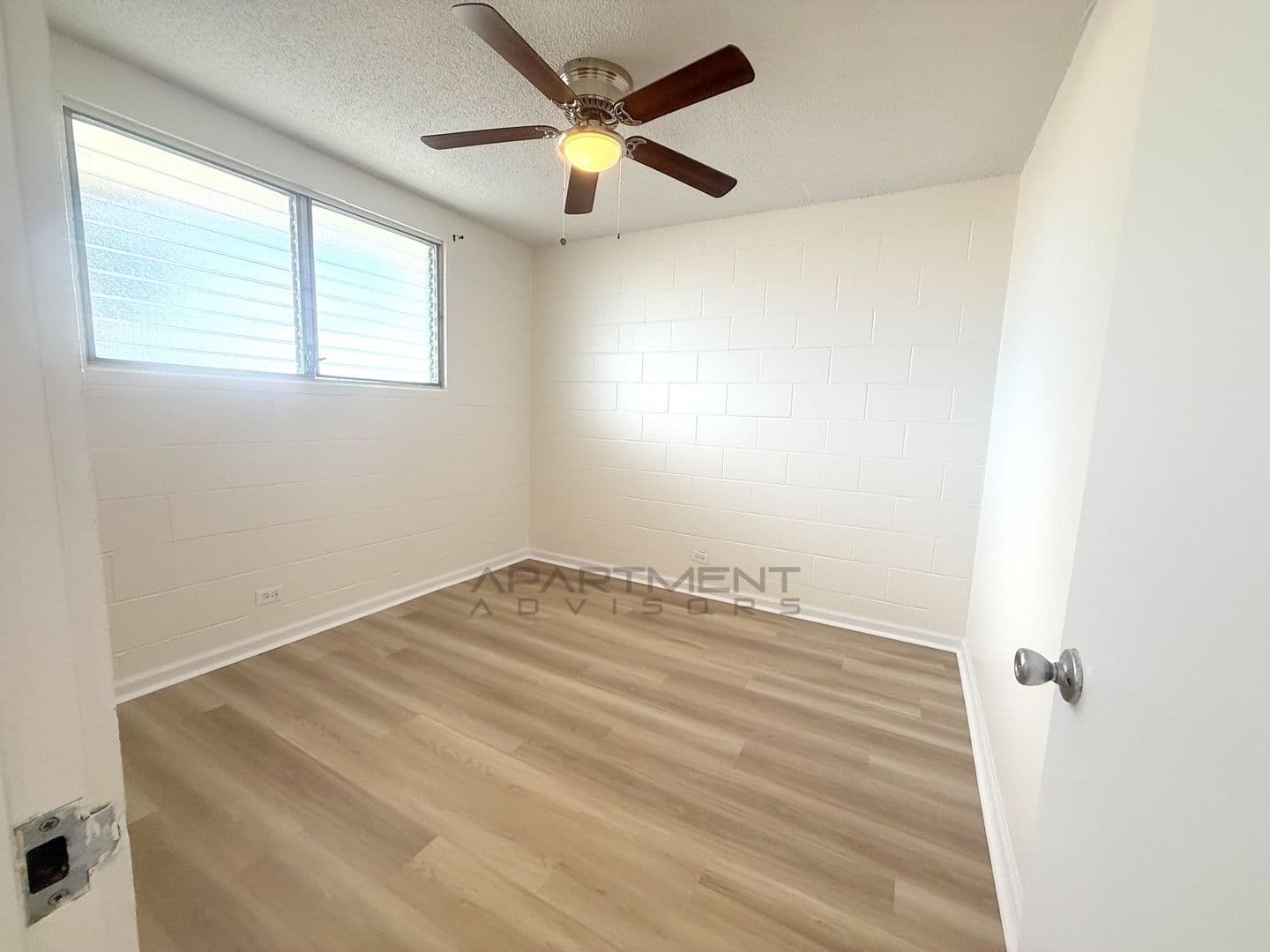 Honolulu Apartment: 980 Robello Ln