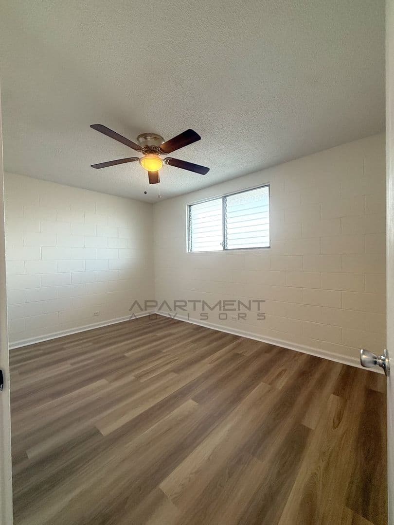 Honolulu Apartment: 980 Robello Ln