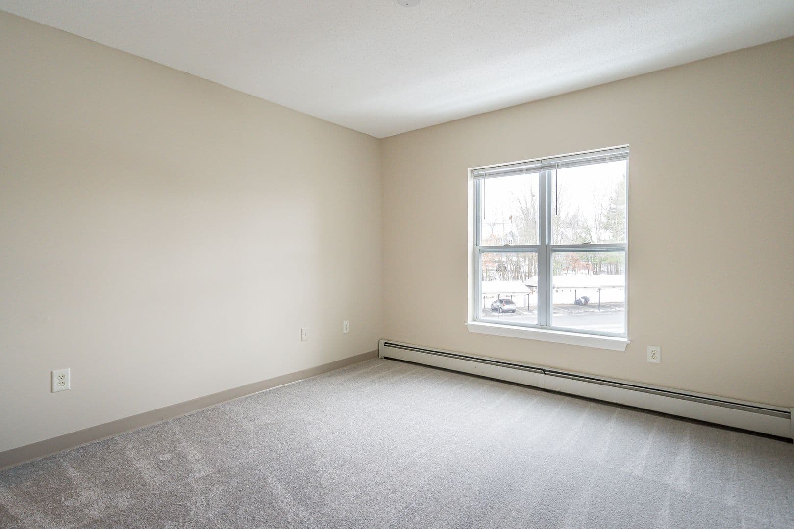 Merrimack Apartment: 4 Bowers Landing Drive