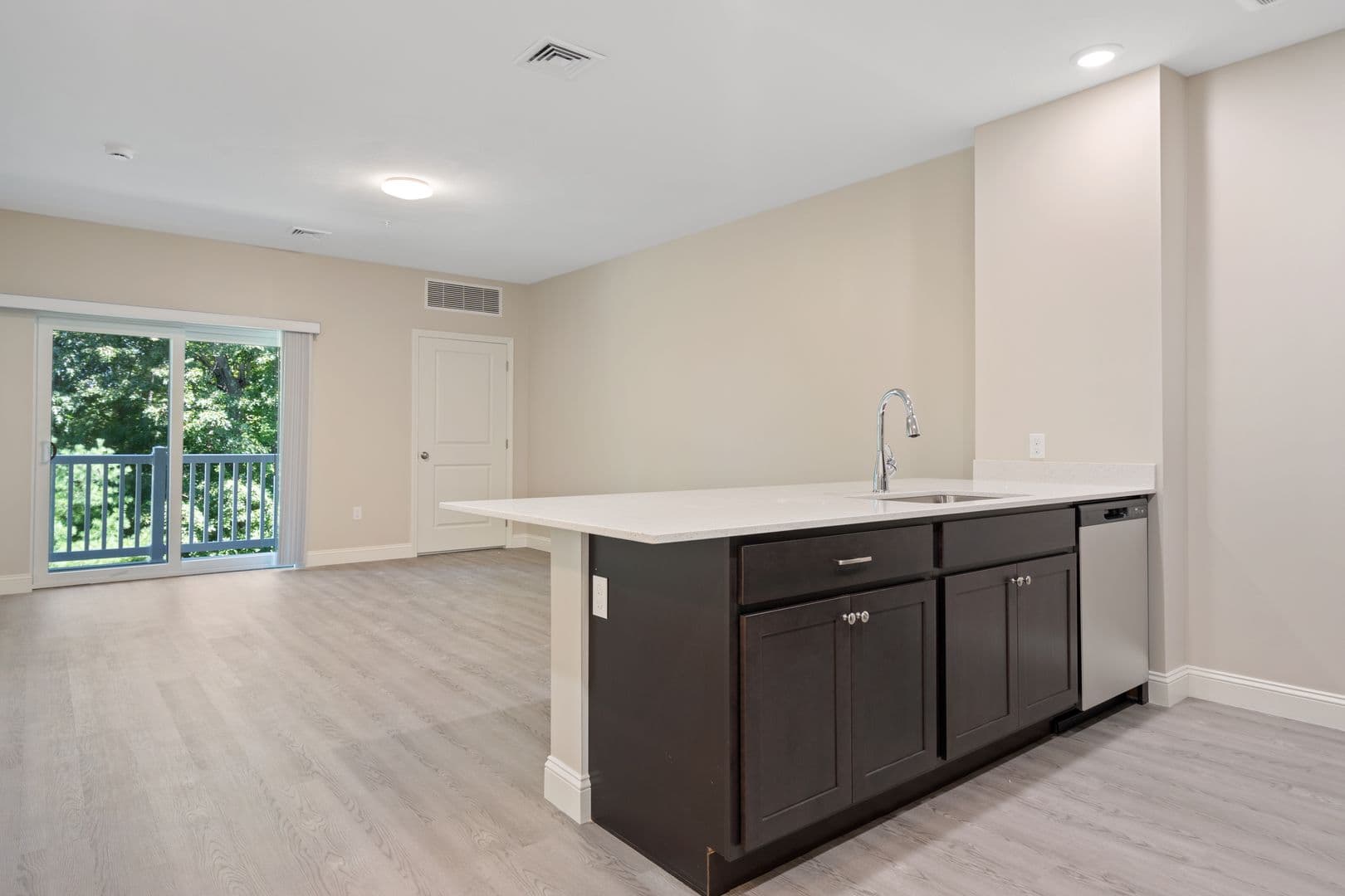 Merrimack Apartment: 41 - 43  Bowers Landing Drive