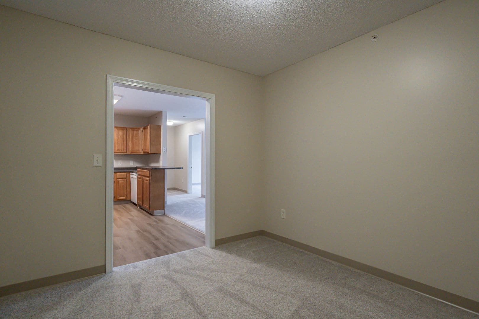 Merrimack Apartment: 4 Bowers Landing Drive