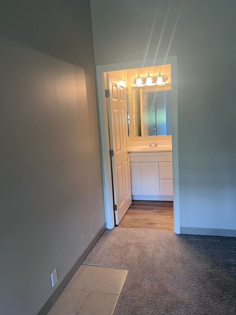 Melrose Apartment: 585 Main Street