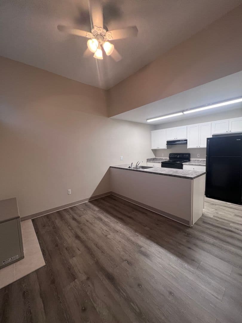 Melrose Apartment: 585 Main Street