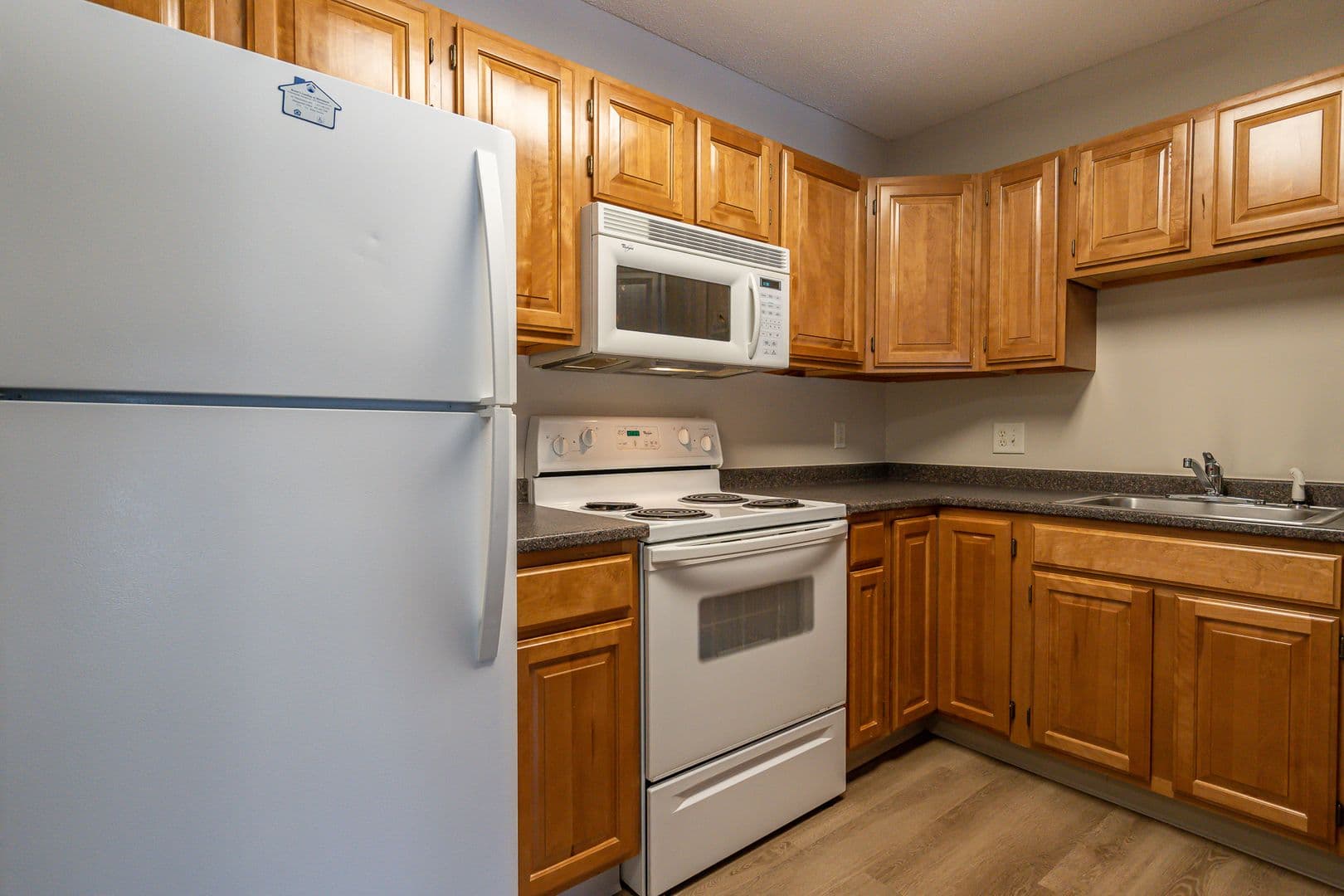 Merrimack Apartment: 4 Bowers Landing Drive