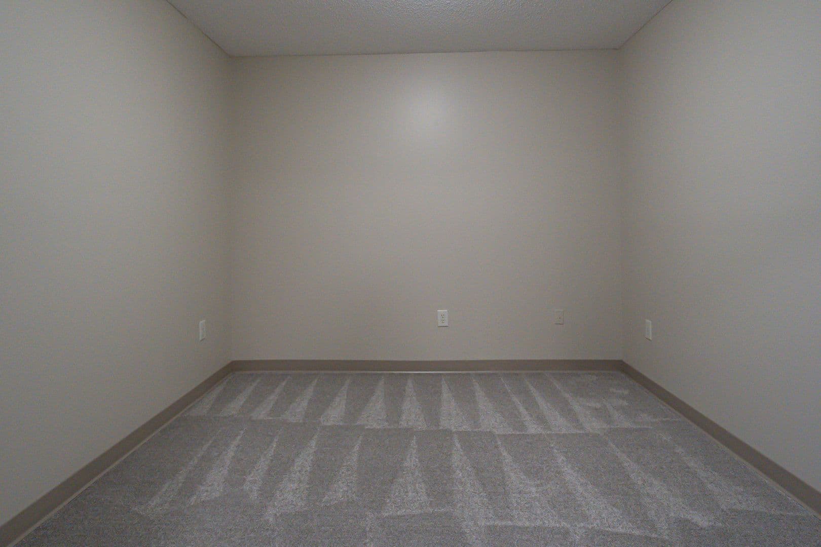 Merrimack Apartment: 4 Bowers Landing Drive