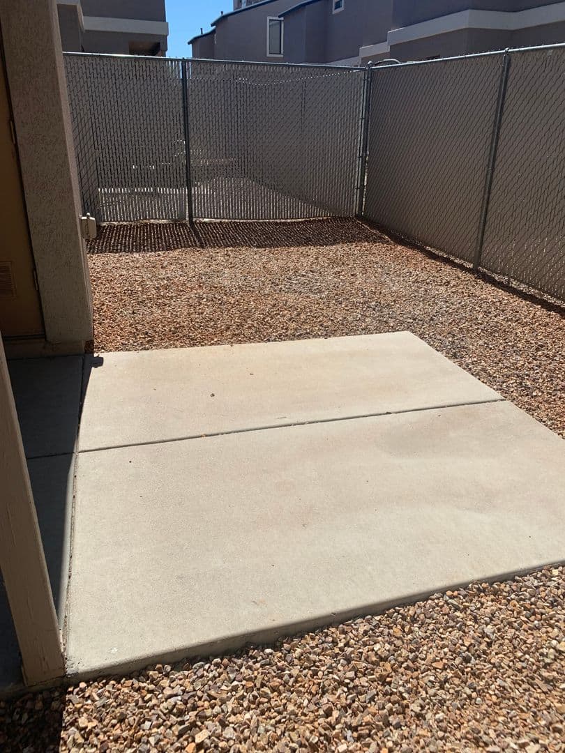 Tucson Apartment: 9111 E Broadway