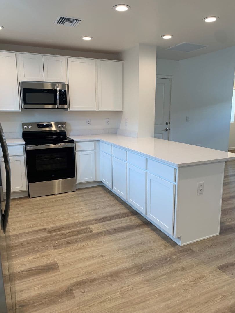 Tucson Apartment: 8315 E Golf Links