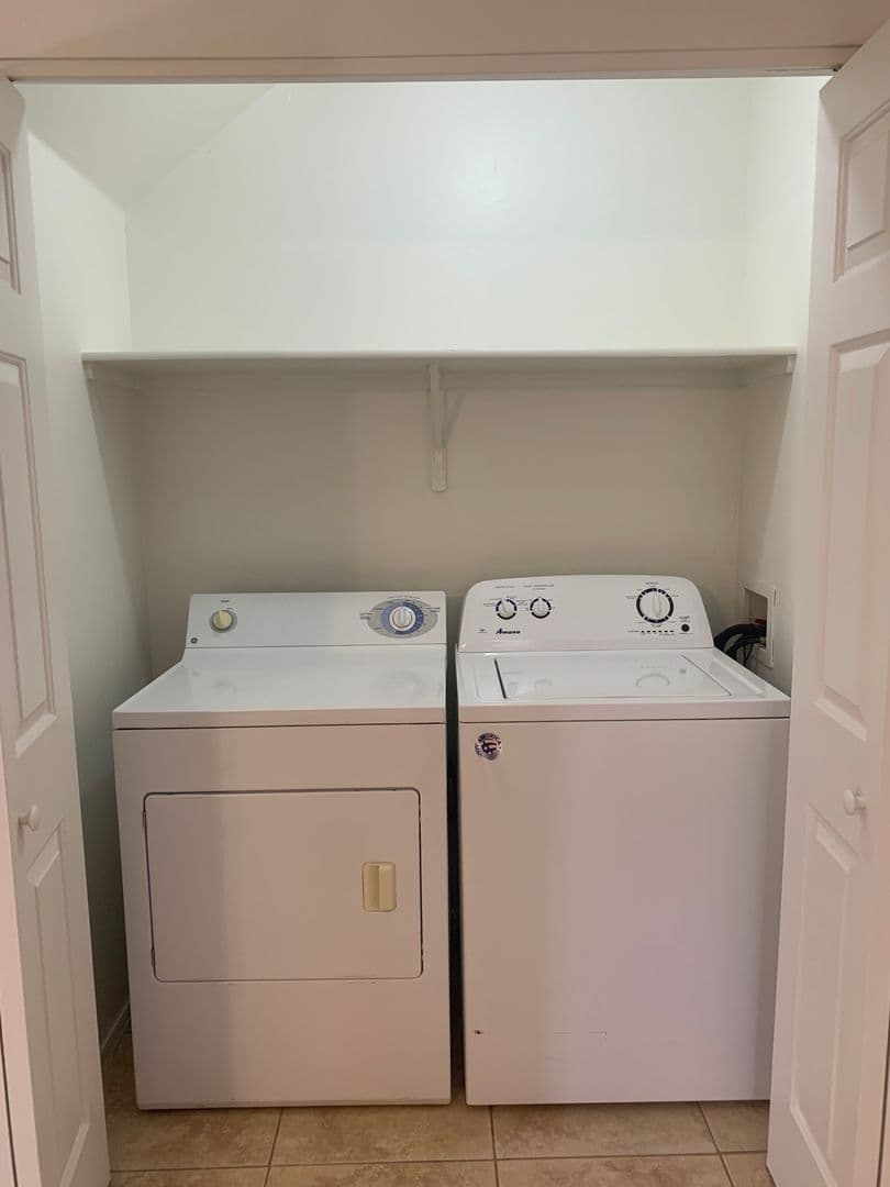 Tucson Apartment: 9111 E Broadway