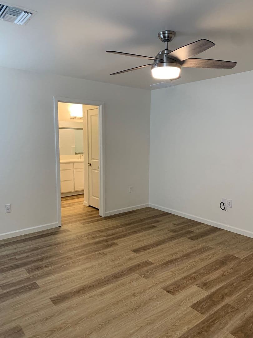 Tucson Apartment: 8315 E Golf Links