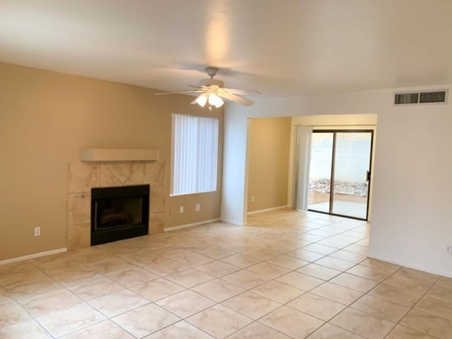 Tucson Apartment: 9111 E Broadway