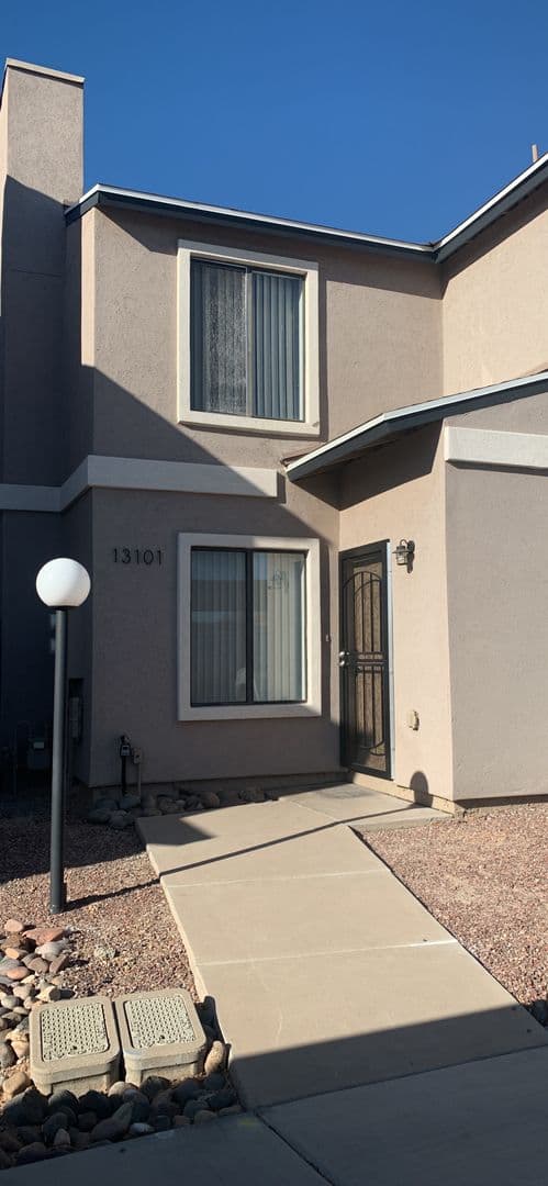 Tucson Apartment: 9111 E Broadway