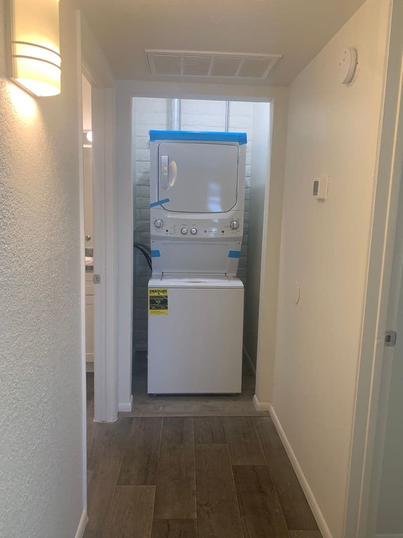 Tucson Apartment: 9009 E Broadway