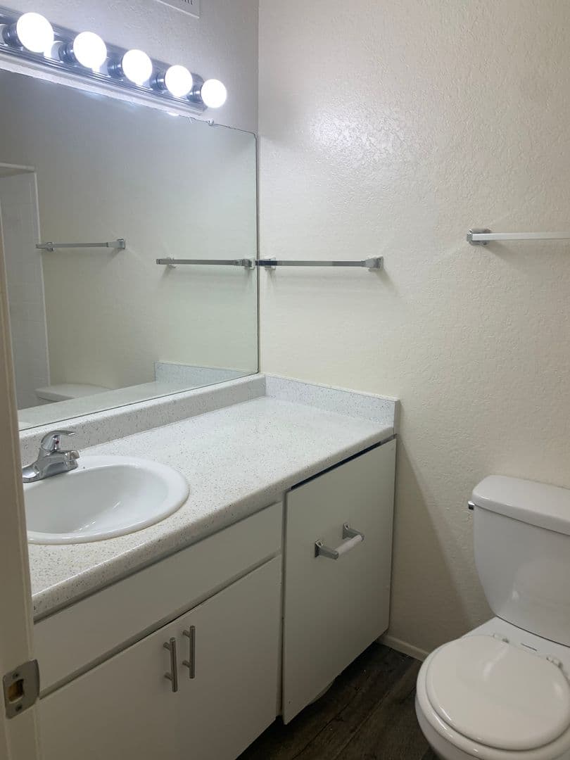 Tucson Apartment: 9009 E Broadway
