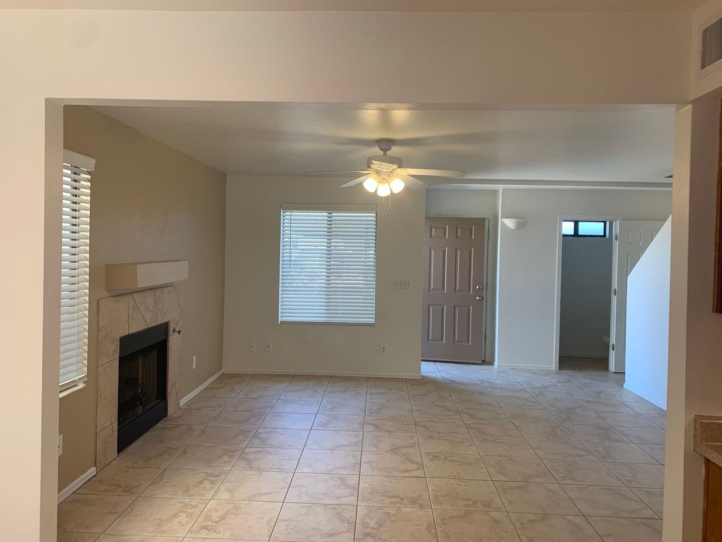Tucson Apartment: 9111 E Broadway