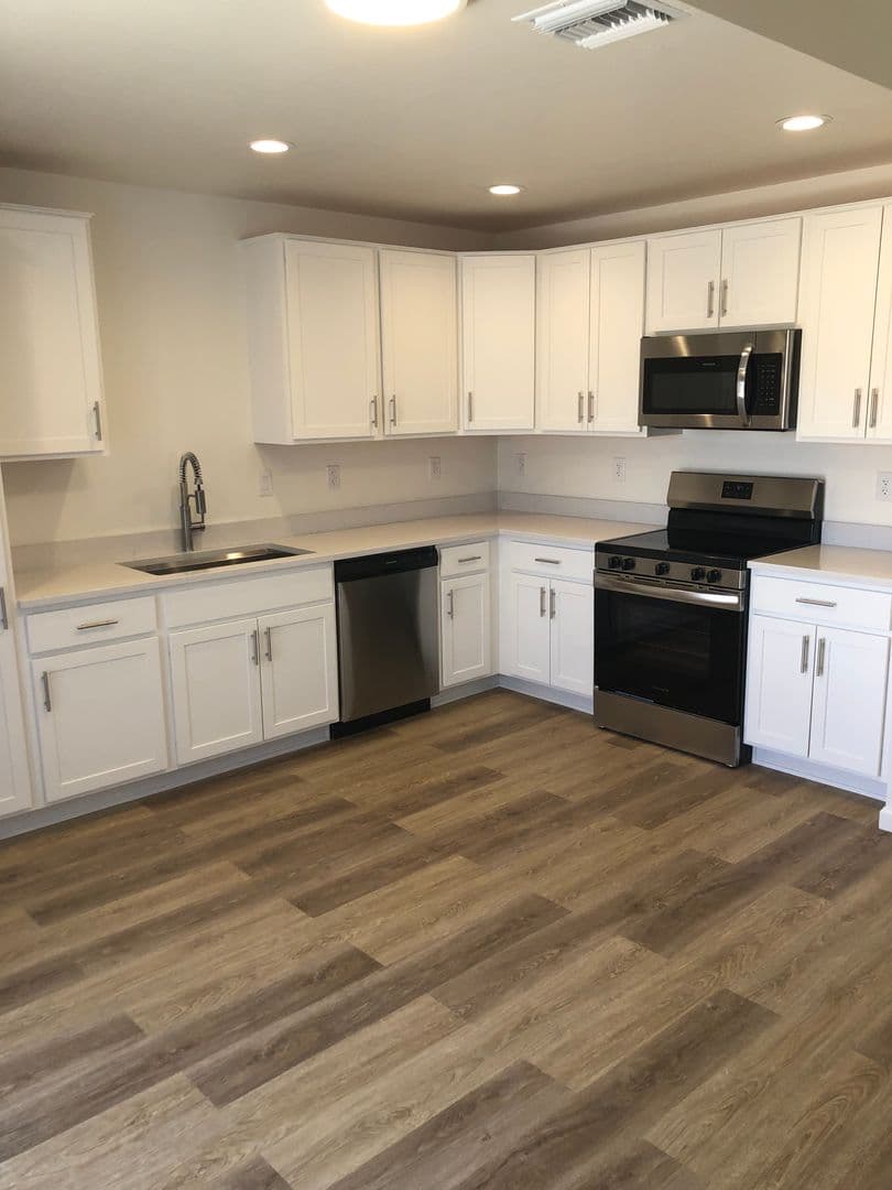 Tucson Apartment: 8315 E Golf Links