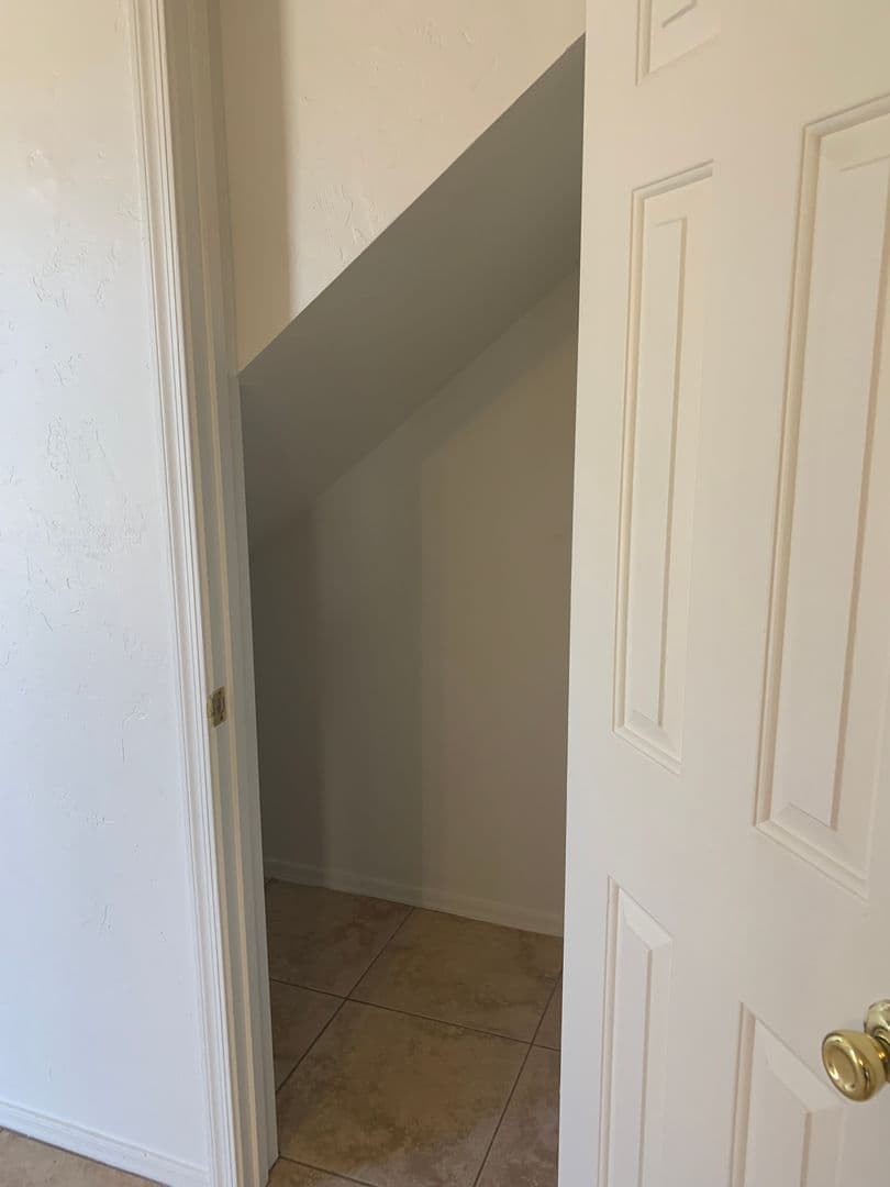Tucson Apartment: 9111 E Broadway