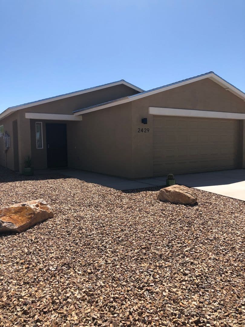 Tucson Apartment: 8315 E Golf Links