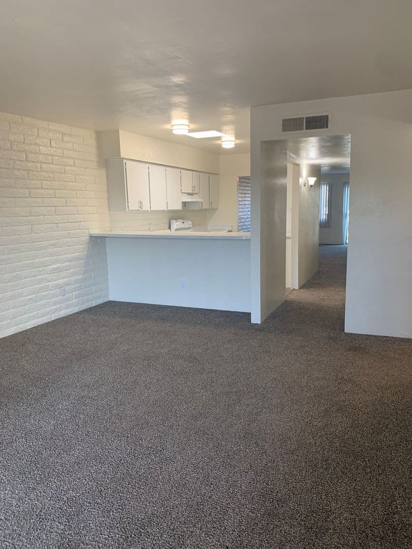Tucson Apartment: 9009 E Broadway